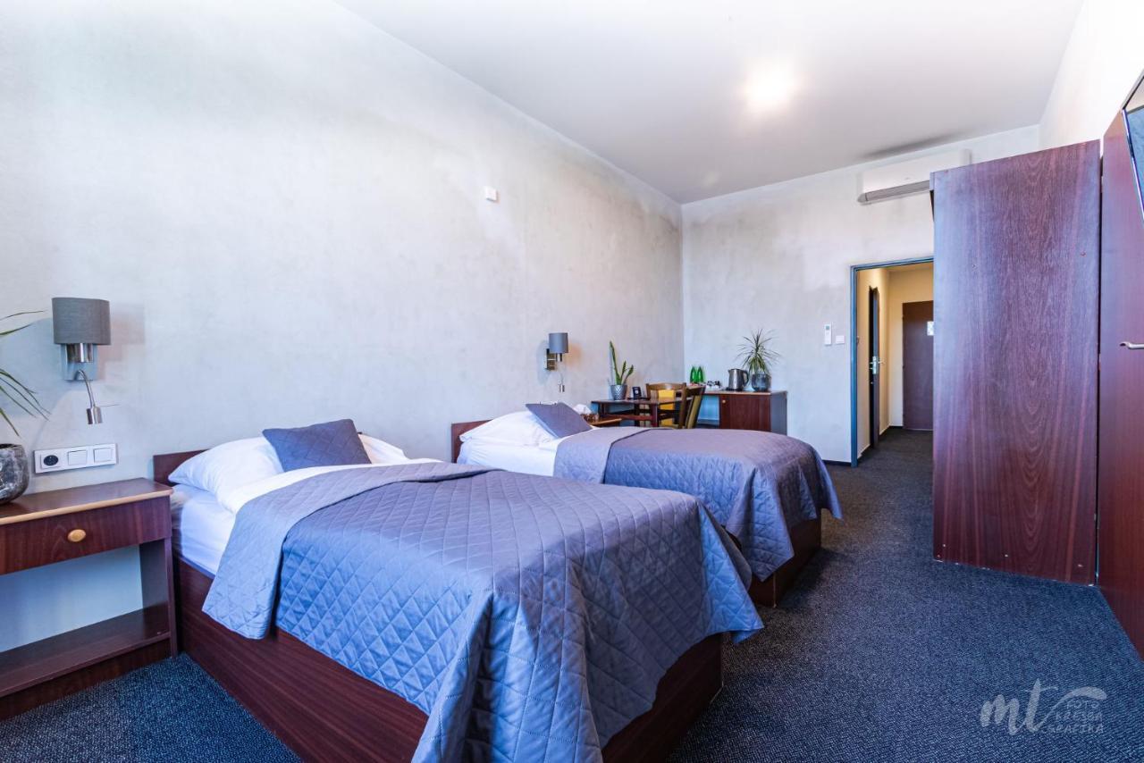 Hotel Centrum Hranice  Zewnętrze zdjęcie